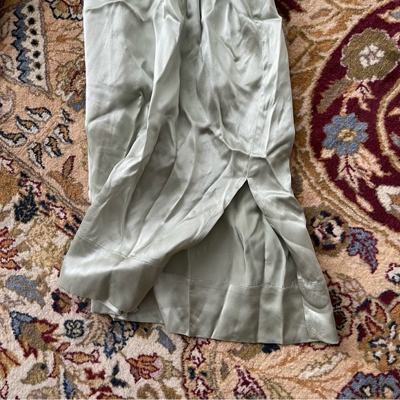 NICHOLAS Silky Jumpsuit Belted - Picture 10 of 13